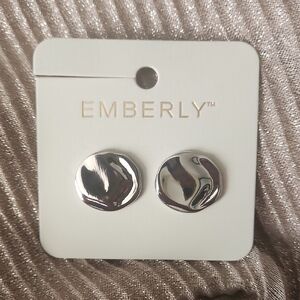 Emberly Silver Wavy Disc Stud Earrings